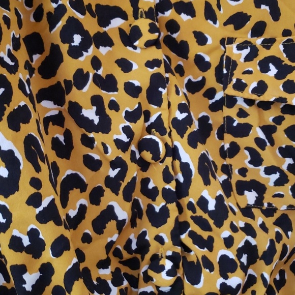 Shirt - Picture 2 of 4